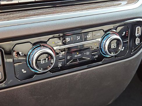 New 2026 GMC Sierra 1500 Elevation image 13