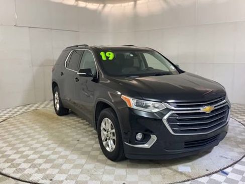 Used 2019 Chevrolet Traverse LT FWD image 5