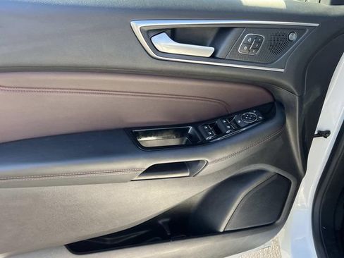 Certified 2020 Ford Edge Titanium w/ Equipment Group 301A AWD/4WD image 18