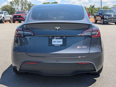 Used 2023 Tesla Model Y Performance AWD/4WD image 4