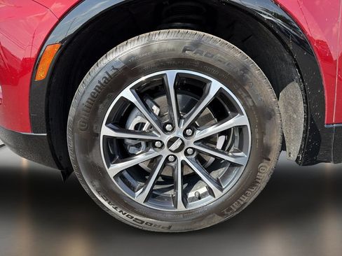 Certified 2024 Cadillac XT4 Sport FWD image 10