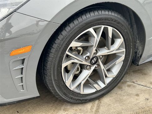 Used 2021 Hyundai Sonata SEL image 9