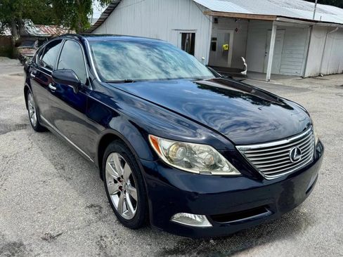 Used 2007 Lexus LS 460 RWD image 10