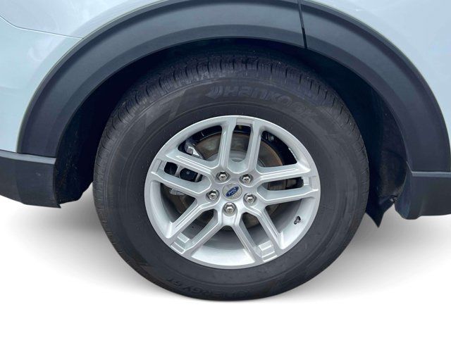 Used 2026 Ford Explorer Active AWD/4WD image 15