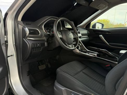 Used 2018 Mitsubishi Eclipse Cross LE AWD/4WD image 39