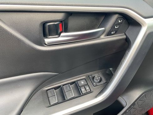 Used 2025 Toyota RAV4 XLE Premium w/ Weather Package AWD/4WD image 25