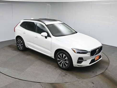 Used 2023 Volvo XC60 B5 Core image 41