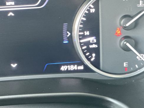 Used 2024 Buick Enclave Premium image 15