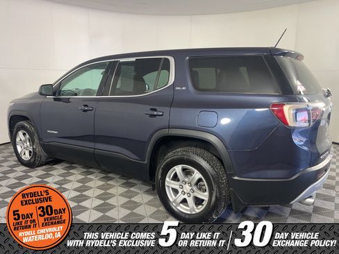 Certified 2018 GMC Acadia SLE w/ LPO, Black Accent Package image 8