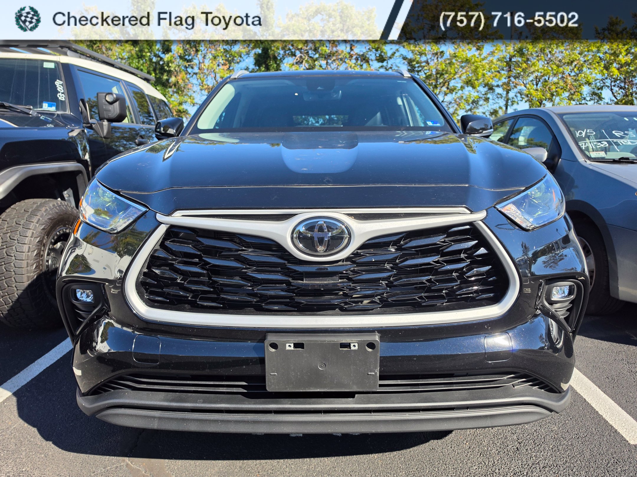 Certified 2026 Toyota Highlander XLE AWD/4WD image 2