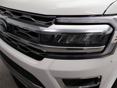 Used 2023 Ford Expedition Max Platinum image 3