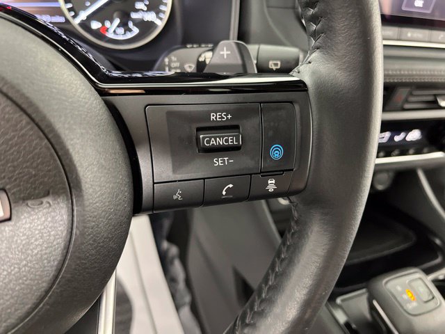 Used 2023 Nissan Rogue SV w/ SV Premium B Package FWD image 23