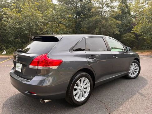 Used 2011 Toyota Venza AWD image 7