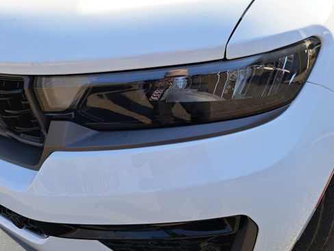 New 2026 Jeep Grand Cherokee Limited Reserve image 28