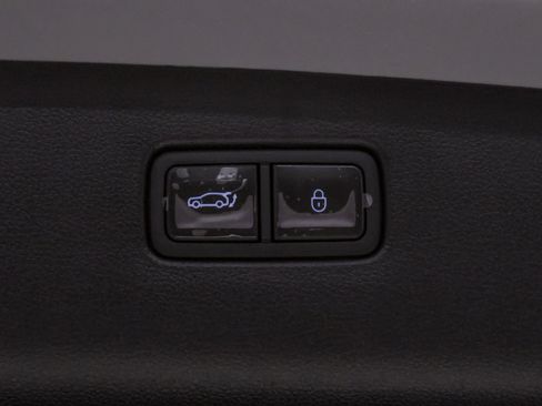 Certified 2026 Genesis GV70 2.5T AWD/4WD image 25