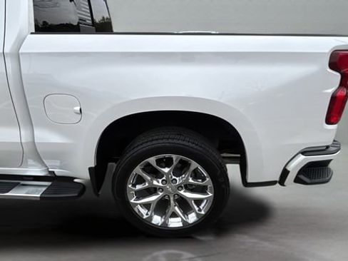 Used 2021 Chevrolet Silverado 1500 High Country image 35