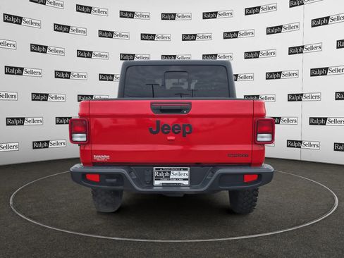 Used 2020 Jeep Gladiator Sport w/ Quick Order Package 24S image 5