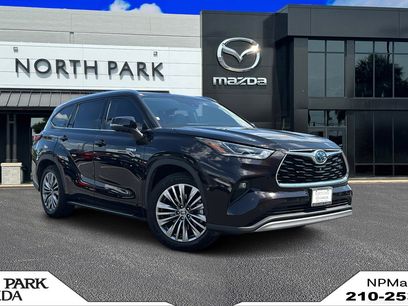 Used 2020 Toyota Highlander Limited Platinum