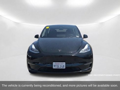 Used 2021 Tesla Model Y Performance AWD/4WD image 2