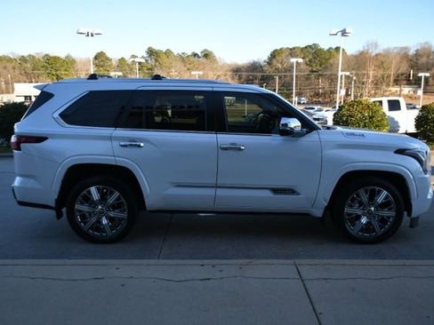 Used 2024 Toyota Sequoia Capstone image 6