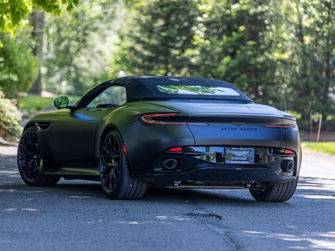 Used 2025 Aston Martin DB12 Convertible RWD image 99