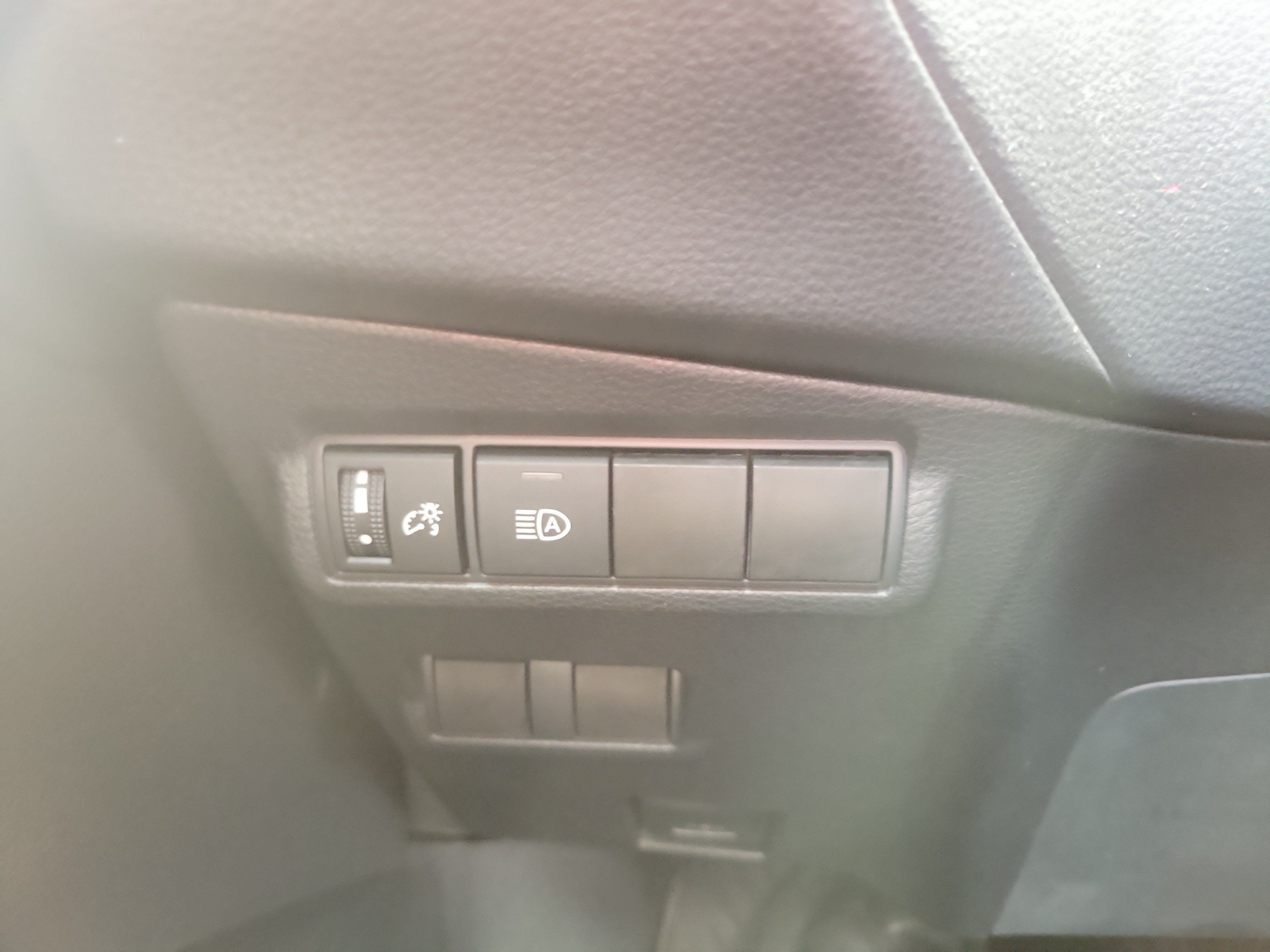 Used 2023 Toyota Corolla Cross LE FWD image 29