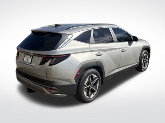 Used 2026 Hyundai Tucson SEL FWD image 3