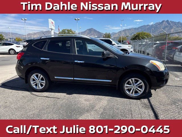 Used 2013 Nissan Rogue SV w/ Premium Pkg AWD/4WD image 18