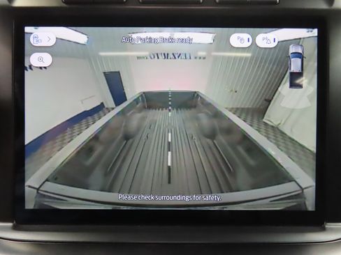 Used 2023 Ford F250 Lariat w/ Sport Appearance Package image 19