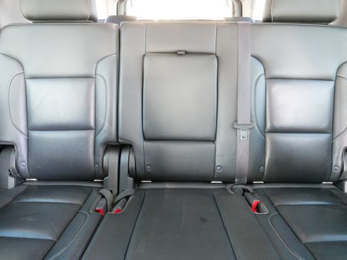 Used 2017 GMC Yukon XL SLT image 13