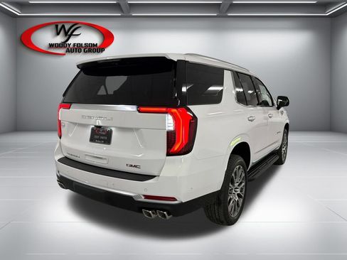 New 2026 GMC Yukon Denali w/ LPO, Floor Liner Package RWD image 6