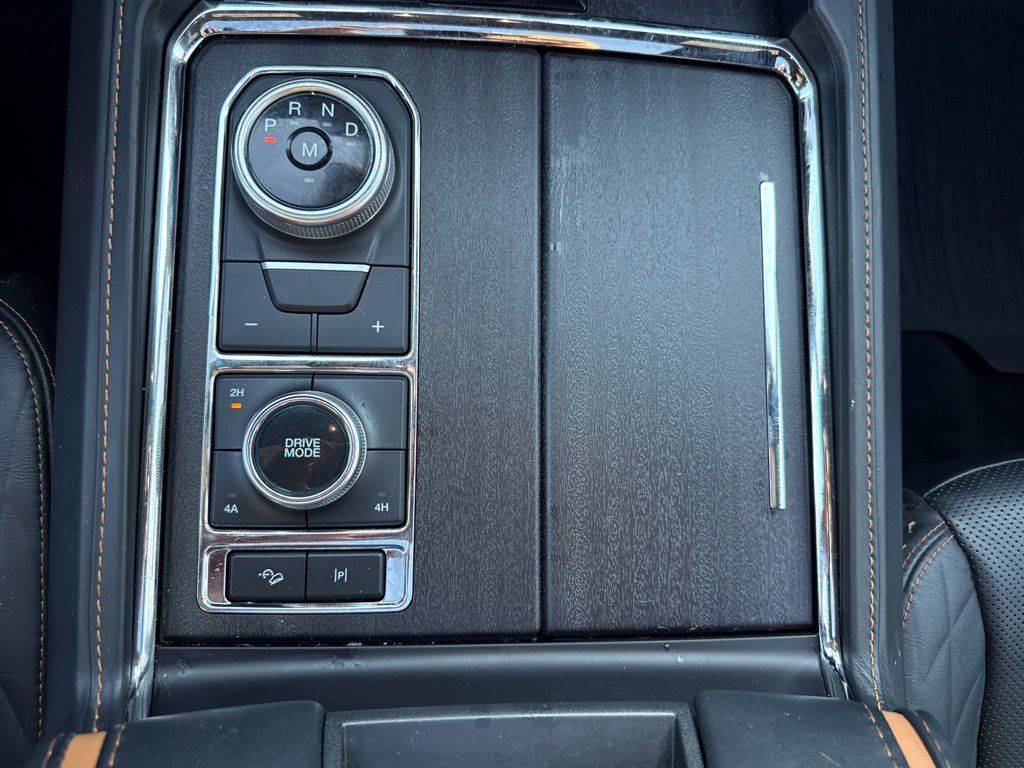 Used 2022 Ford Expedition Max Platinum AWD/4WD image 26
