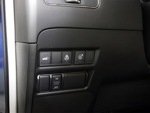 Used 2024 Nissan Armada Platinum w/ Cargo Package image 34