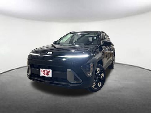 Used 2024 Hyundai Kona SEL image 1