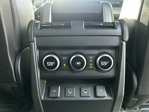 Used 2022 Land Rover Defender 110 X-Dynamic HSE image 18