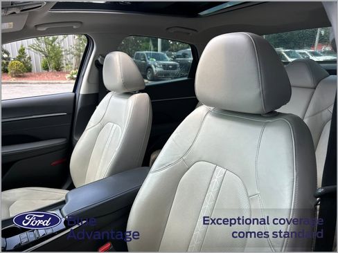 Used 2022 Hyundai Sonata Limited w/ Cargo Package FWD image 11