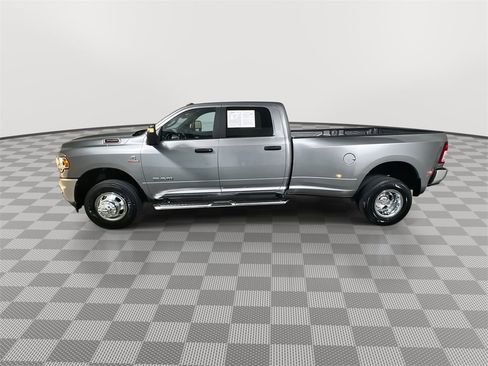 Used 2024 RAM 3500 Big Horn image 5