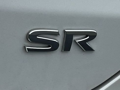 Used 2024 Nissan Kicks SR w/ SR Premium Package FWD image 10