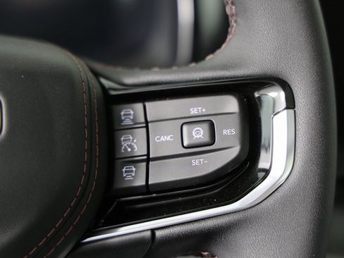 New 2025 Jeep Wagoneer S Limited image 16