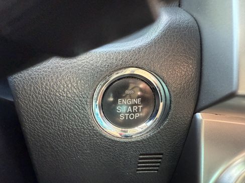 Used 2014 Toyota 4Runner Limited w/ Convenience Package AWD/4WD image 33