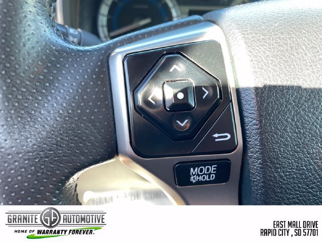 Used 2016 Toyota 4Runner SR5 AWD/4WD image 30