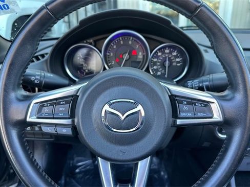 Used 2016 MAZDA MX-5 Miata Club image 22