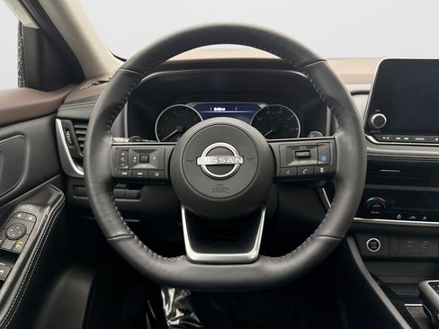 Used 2023 Nissan Rogue SV w/ SV Premium B Package AWD/4WD image 12