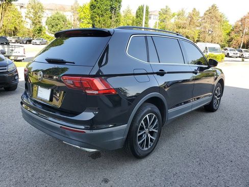 Used 2020 Volkswagen Tiguan SE FWD image 4