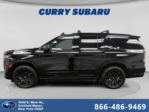 Used 2024 Cadillac Escalade Sport w/ LPO, ONYX Package AWD/4WD image 2