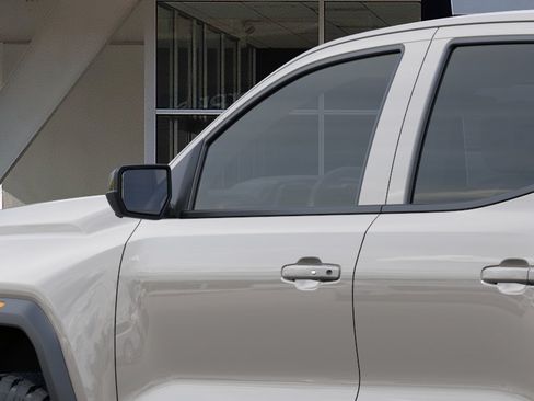 New 2026 GMC Canyon Elevation w/ Convenience Package RWD image 12
