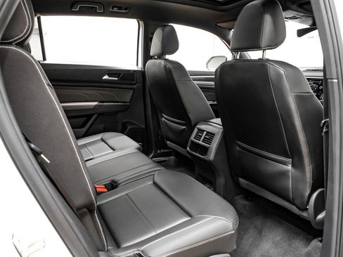 Used 2021 Volkswagen Atlas Cross Sport SEL R-Line w/ Cross Sport MDO Package image 35