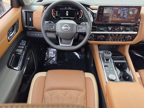 New 2026 Nissan Pathfinder Platinum w/ Cargo Package image 7