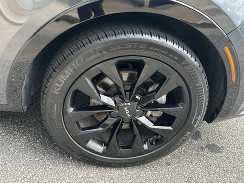 Certified 2023 Kia Sorento SX FWD image 15