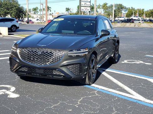 Used 2025 Genesis GV70 2.5T w/ Sport Prestige Package image 9